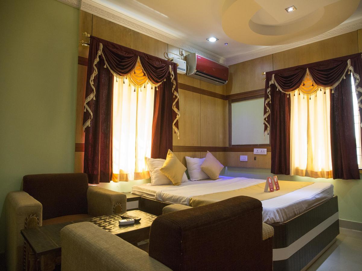 Oyo 4526 Jaydev Vihar Hotel Bhubaneswar Buitenkant foto