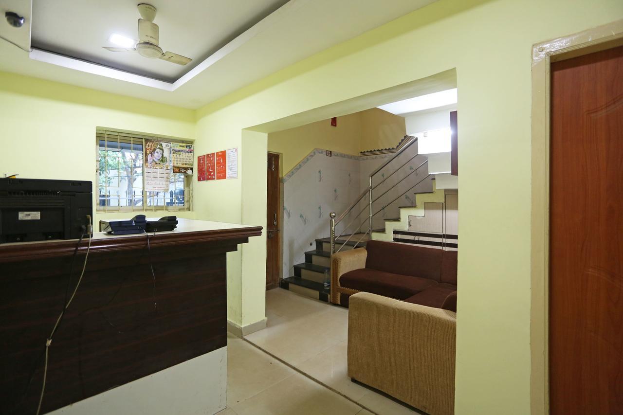 Oyo 4526 Jaydev Vihar Hotel Bhubaneswar Buitenkant foto