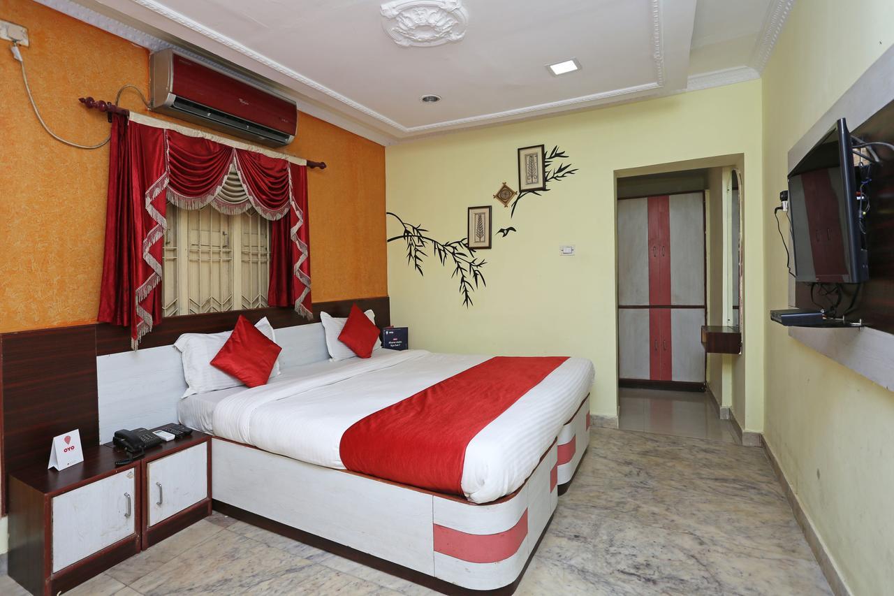 Oyo 4526 Jaydev Vihar Hotel Bhubaneswar Buitenkant foto