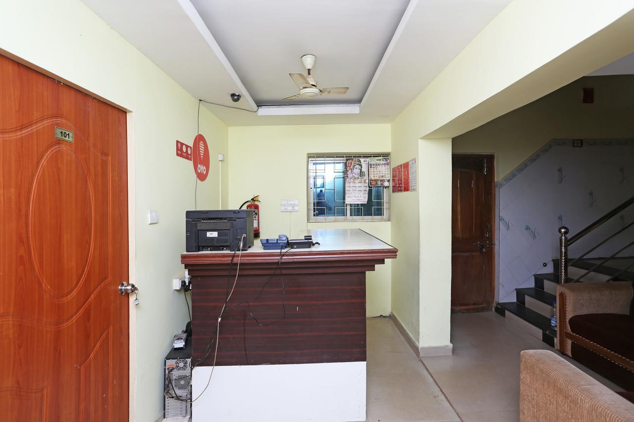 Oyo 4526 Jaydev Vihar Hotel Bhubaneswar Buitenkant foto