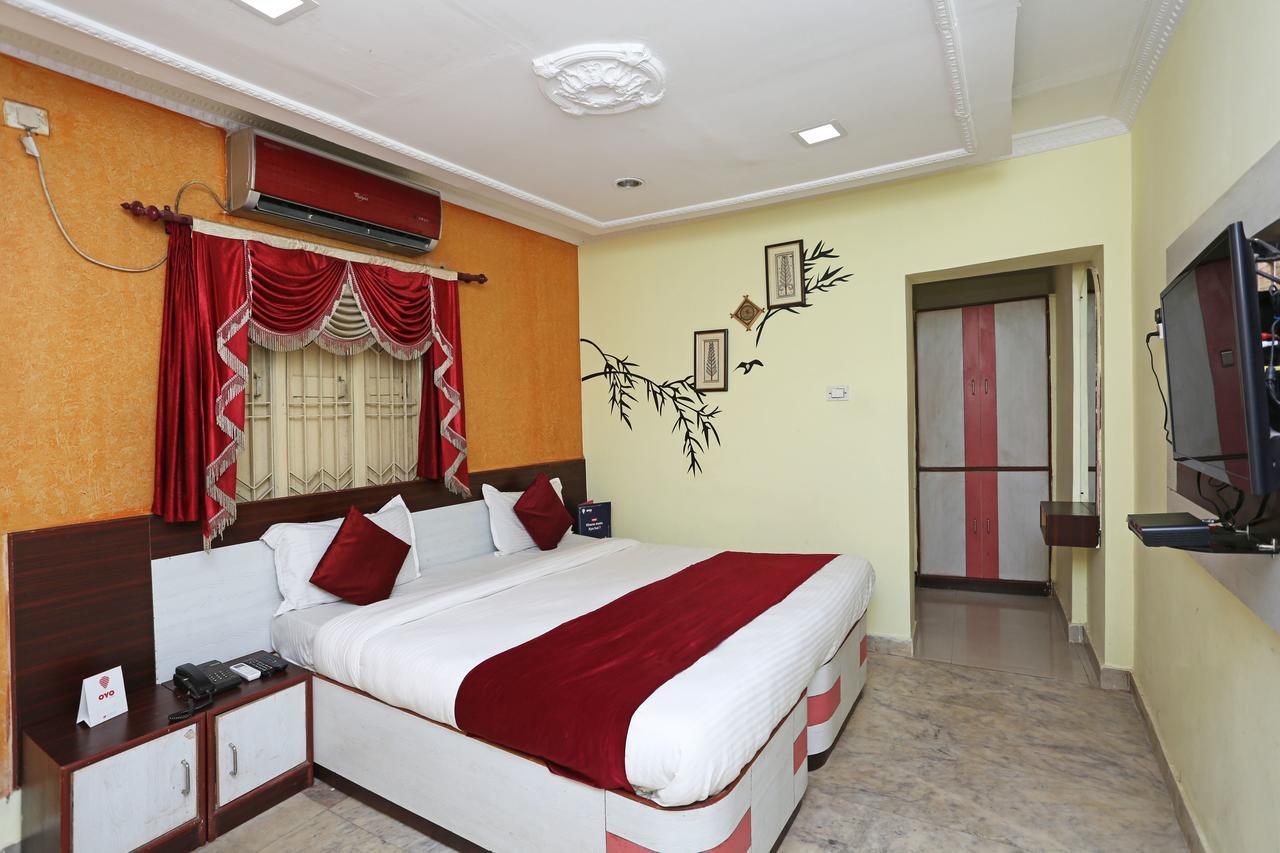 Oyo 4526 Jaydev Vihar Hotel Bhubaneswar Buitenkant foto