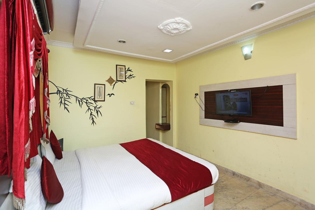 Oyo 4526 Jaydev Vihar Hotel Bhubaneswar Buitenkant foto